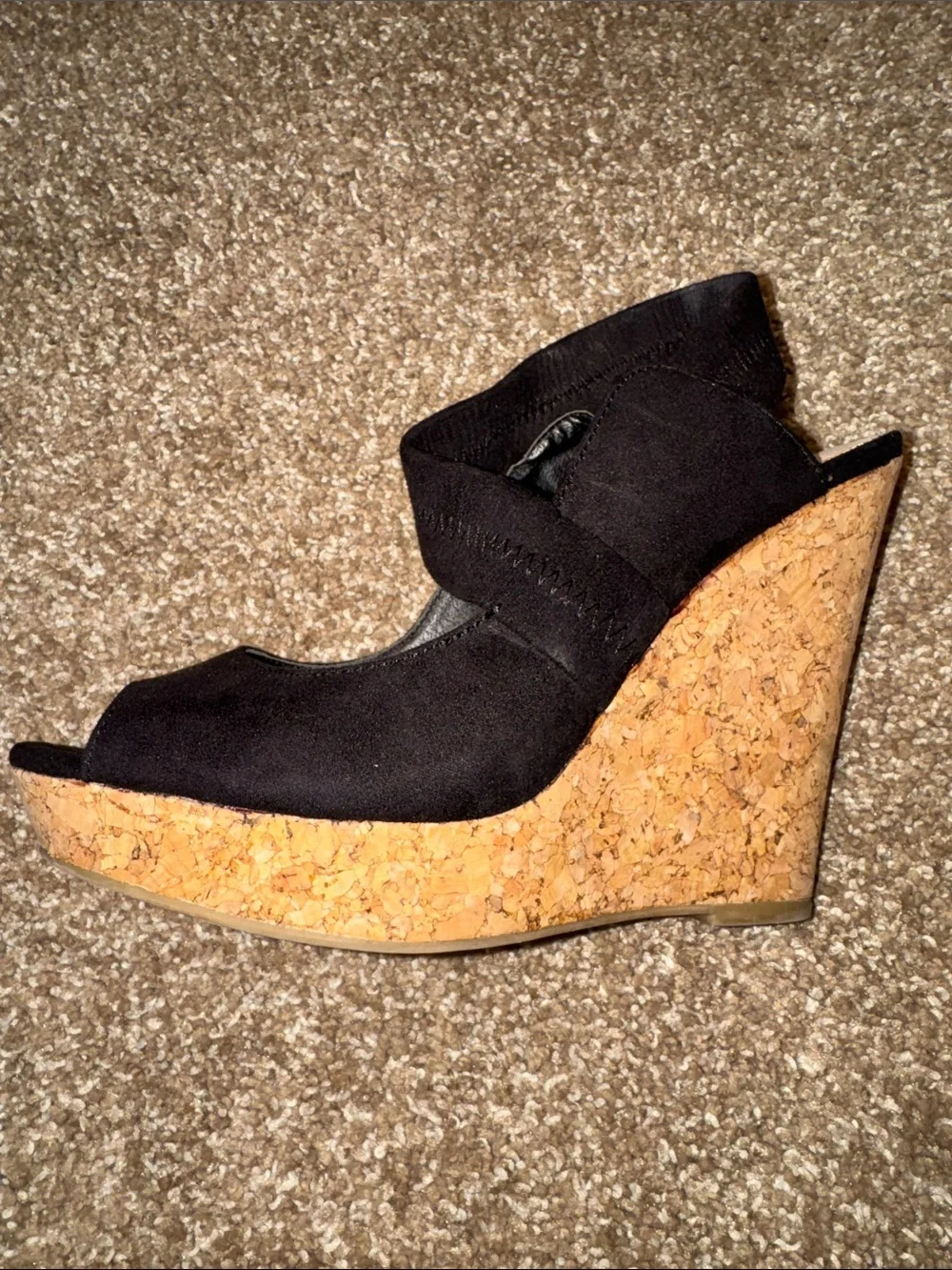 Audrey Brooke Kate Cork Wedge Sandals Black Cork Wedge Peep-Toe Sandals SZ 6.5
